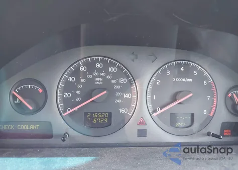 2001 Volvo V70 T5 from USA, damaged, VIN YV1SW53D411061537